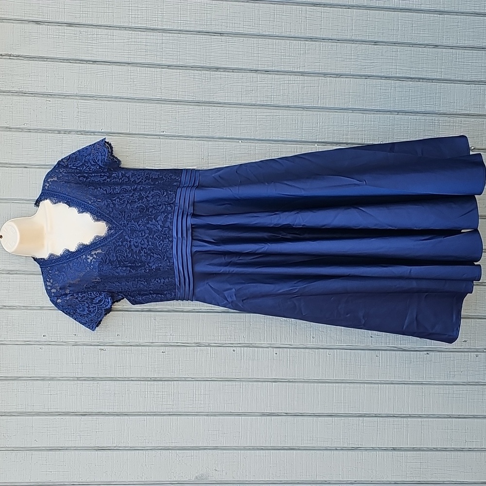 Ever Pretty Woman Size 5XL Blue Dress with Lace Detail, Pockets New